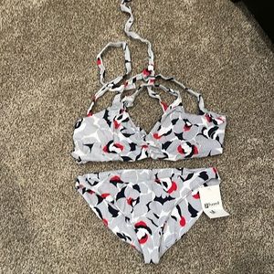 Fused Hawaii set large top and medium bottoms